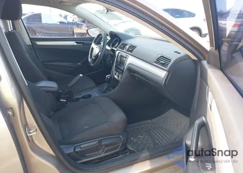 2016 Volkswagen Passat 1.8T S из США, поврежденный, VIN 1VWAT7A30GC021952